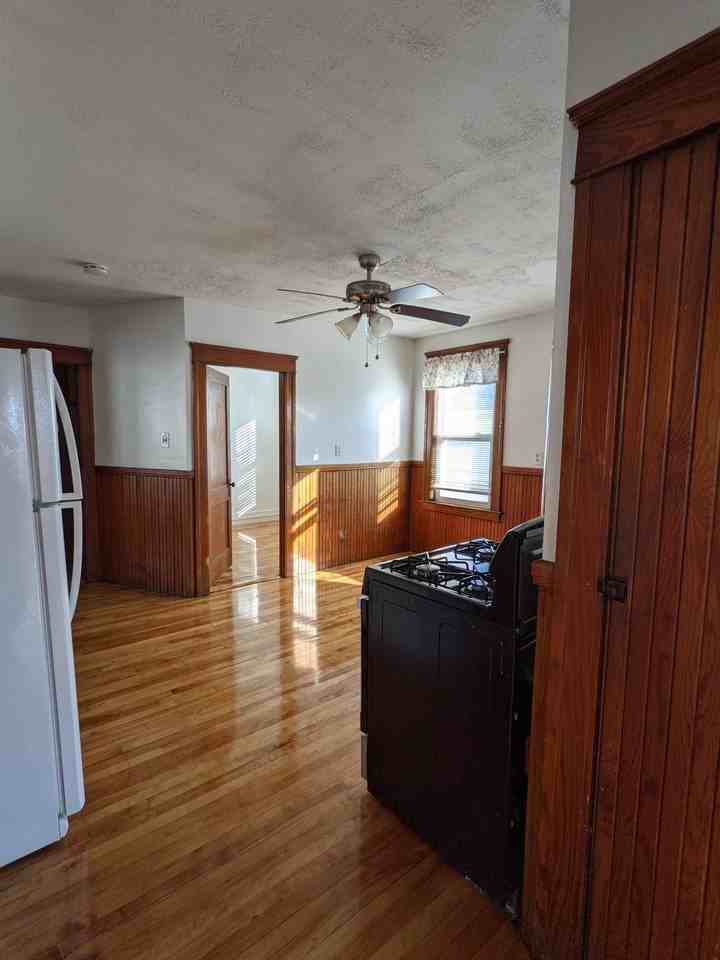 72 Fairfax Rd #3 - Photo 7 of 14