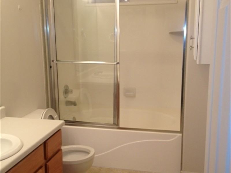1444 E St - Photo 7 of 7