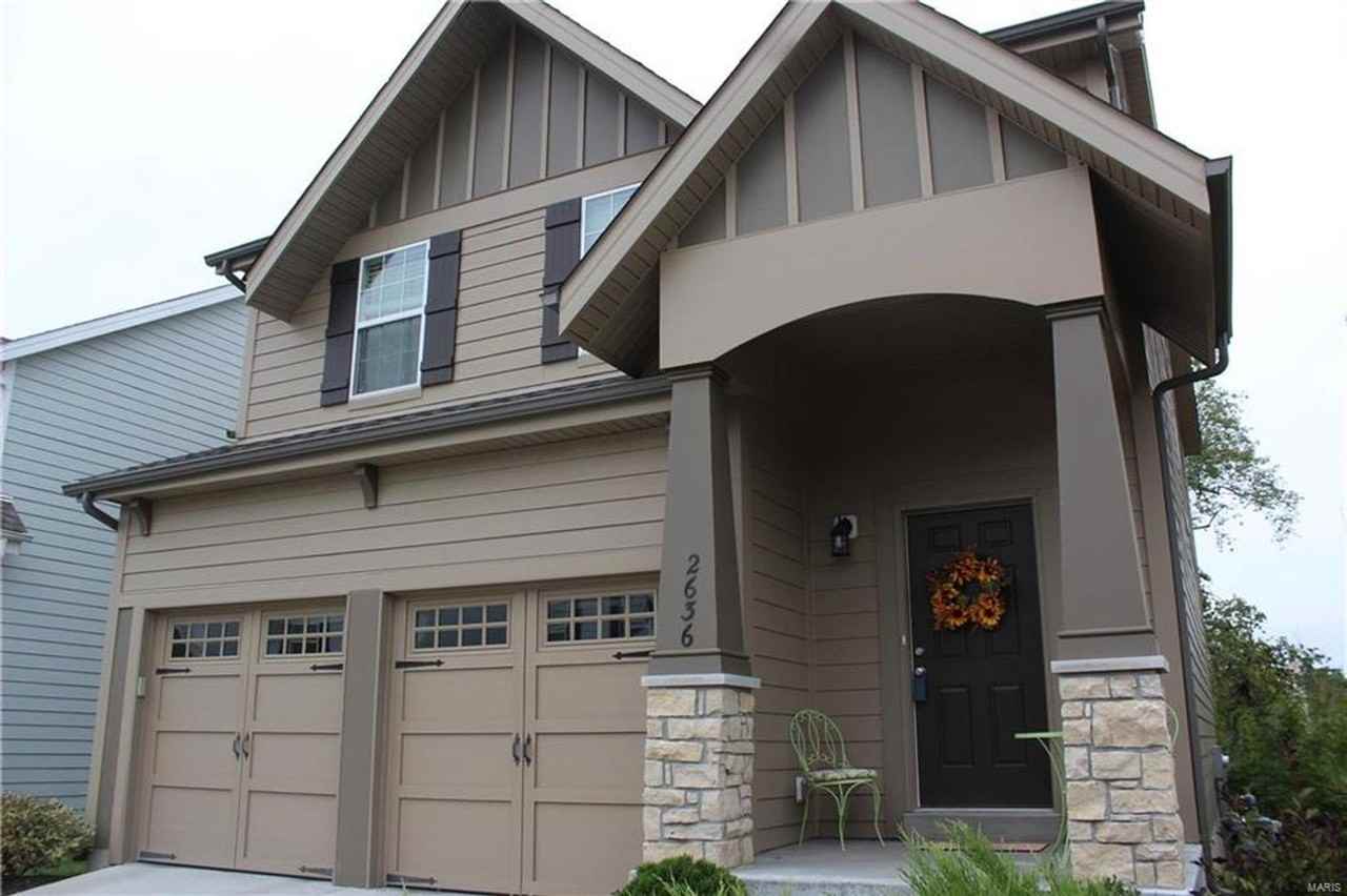 2636 Grover Crossing Way - Photo 3 of 15