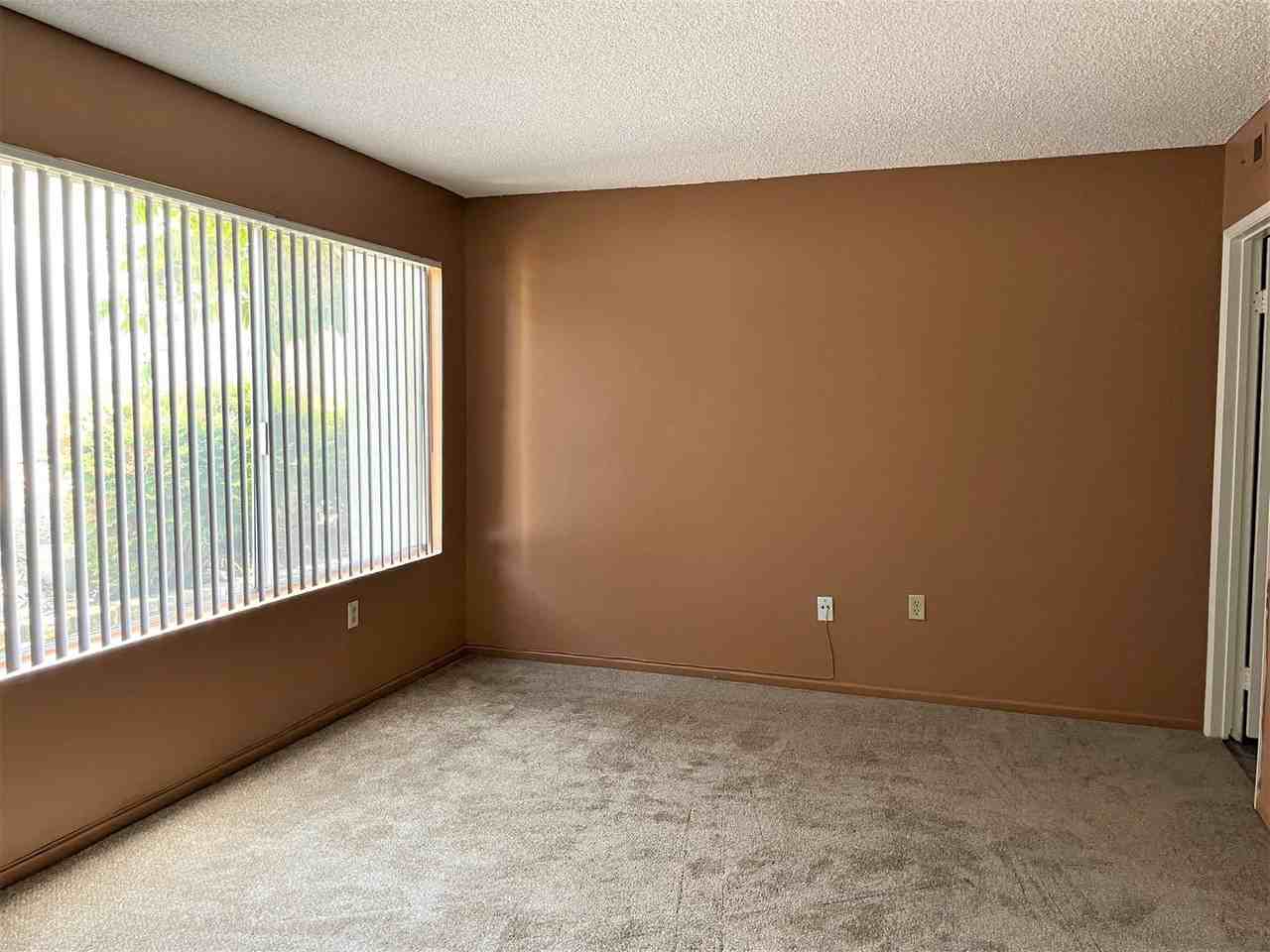10847 Carbet Pl - Photo 5 of 14