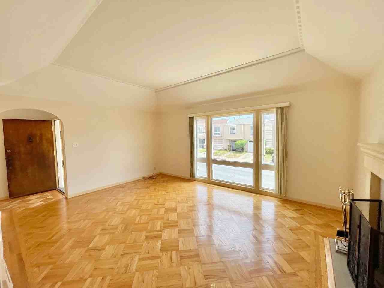 147 Forest View Dr - Photo 3 of 30