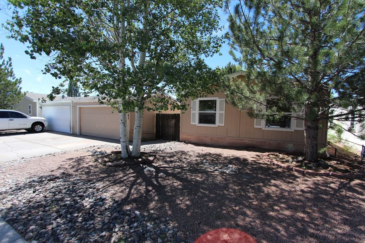 1743 W Mikey Dr - Photo 3 of 19