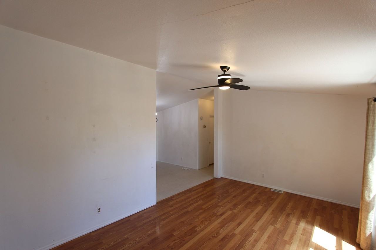 1743 W Mikey Dr - Photo 5 of 19