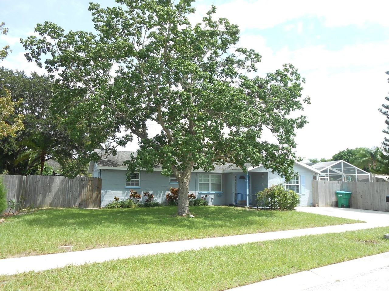 1767 10th St Sw - Photo 4 of 48