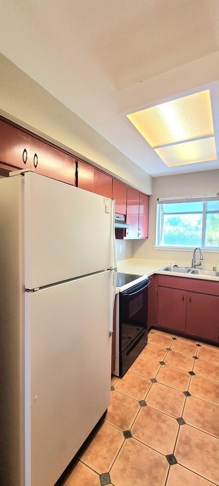 4358 Greenholme Dr #9 - Photo 7 of 15