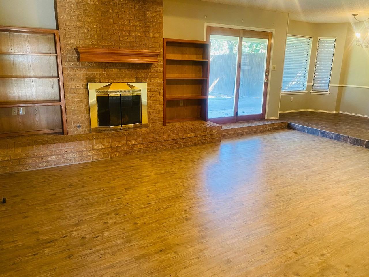 4806 60th St - Photo 2 of 28