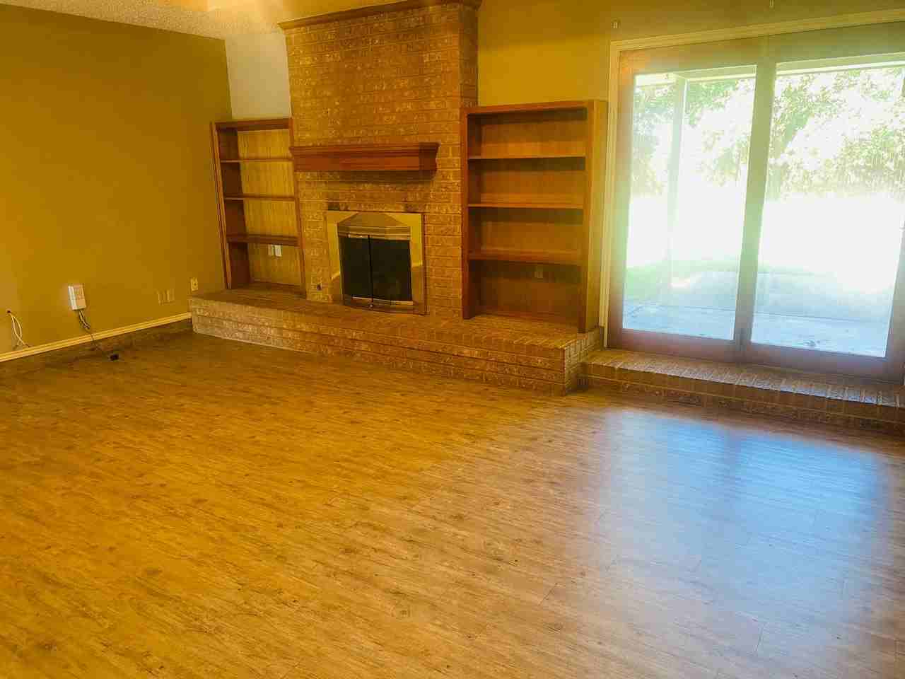 4806 60th St - Photo 5 of 28
