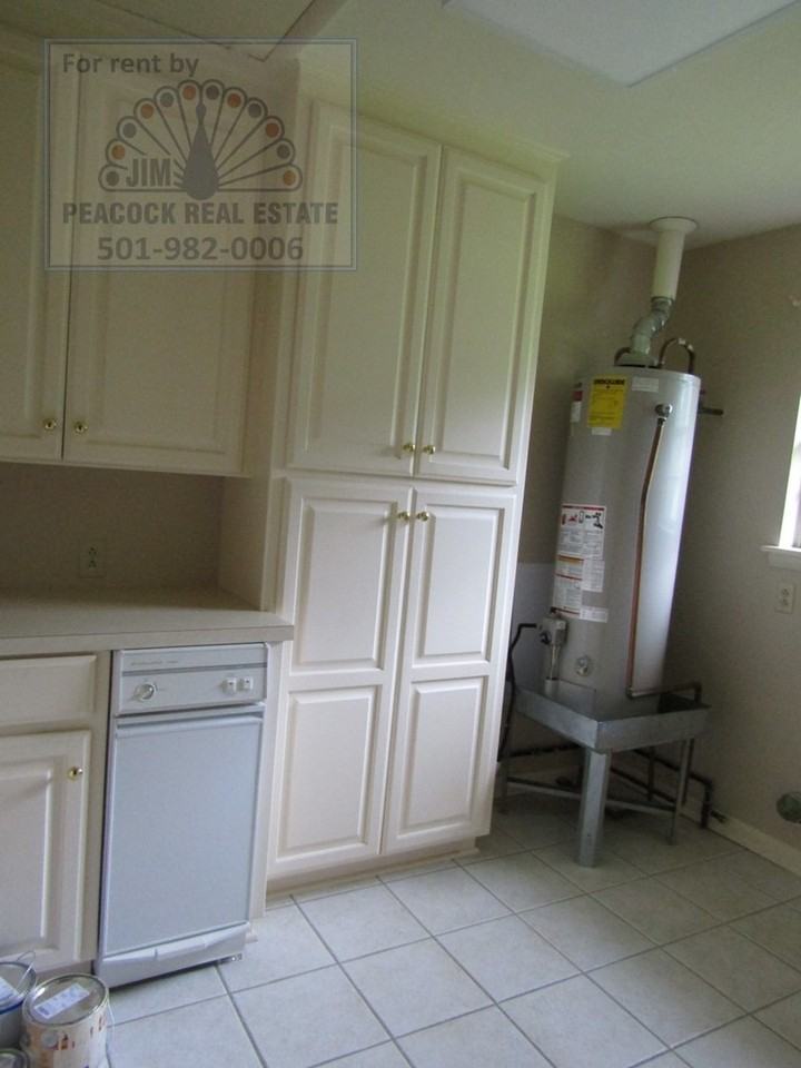 509 S Longfield Ave - Photo 7 of 29