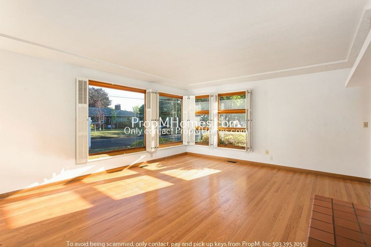 4111 Se Cooper St - Photo 2 of 36