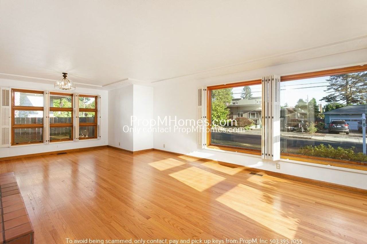 4111 Se Cooper St - Photo 3 of 36