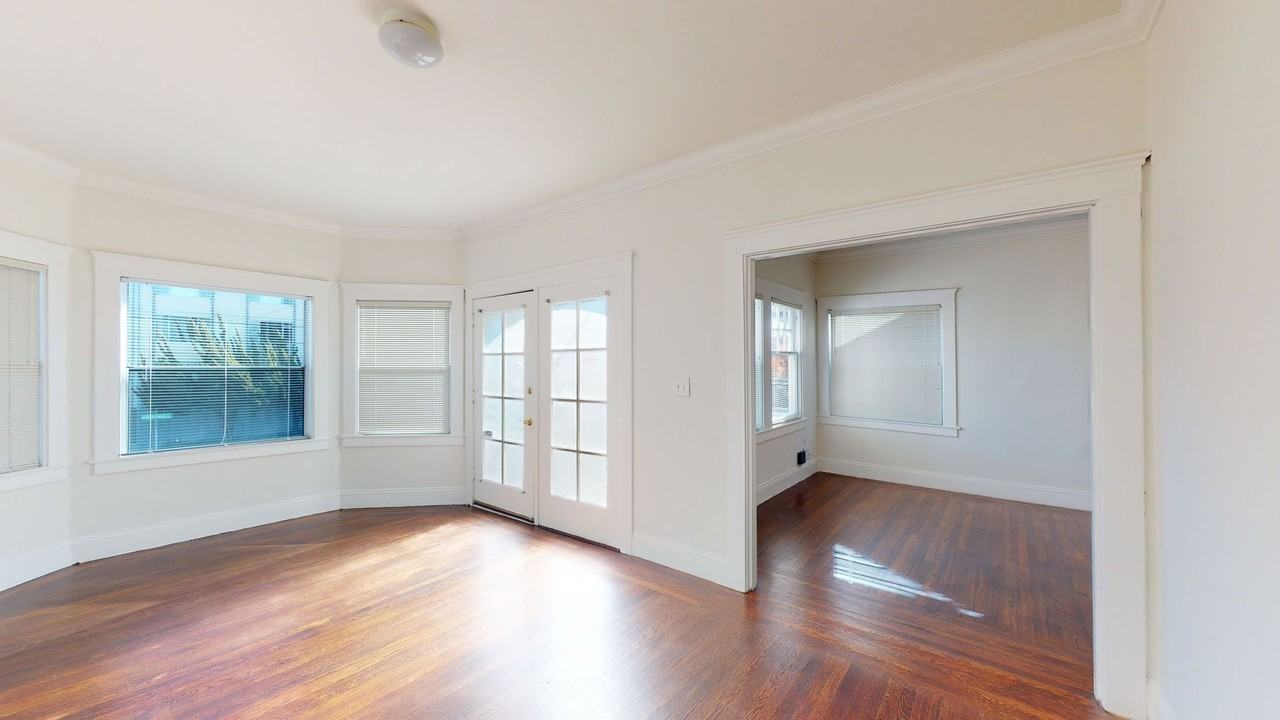 5399 Broadway - Photo 6 of 19