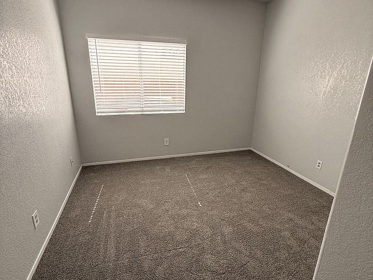 1503 Shotgun Ln - Photo 4 of 5