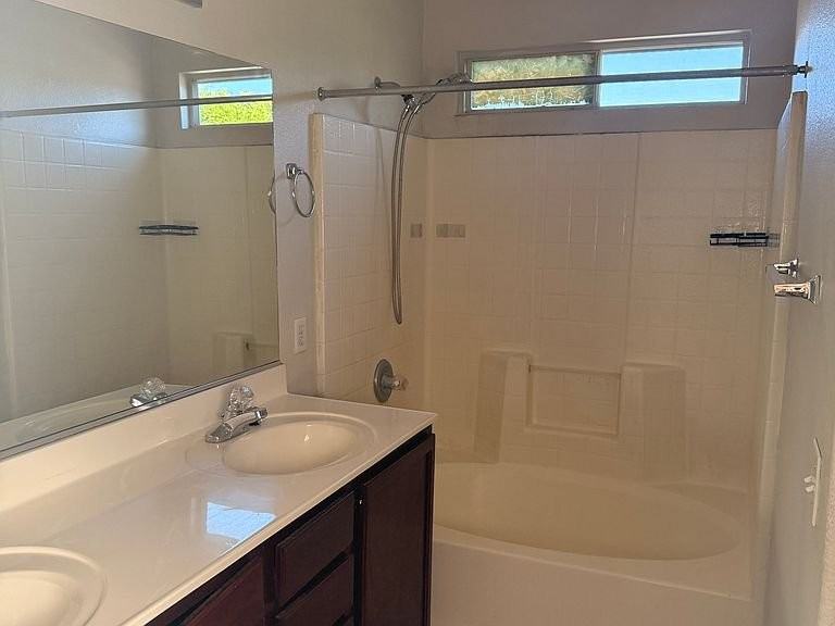 6101 Riflecrest Ave - Photo 3 of 6