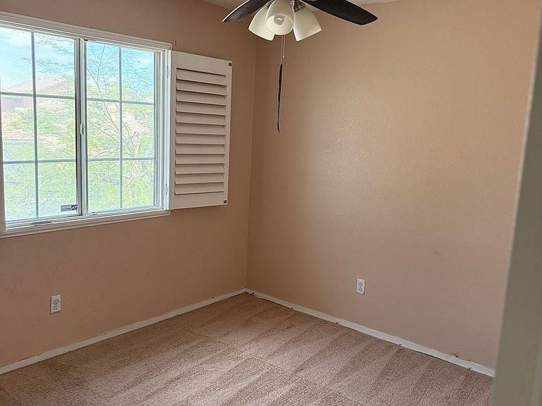 6101 Riflecrest Ave - Photo 6 of 6