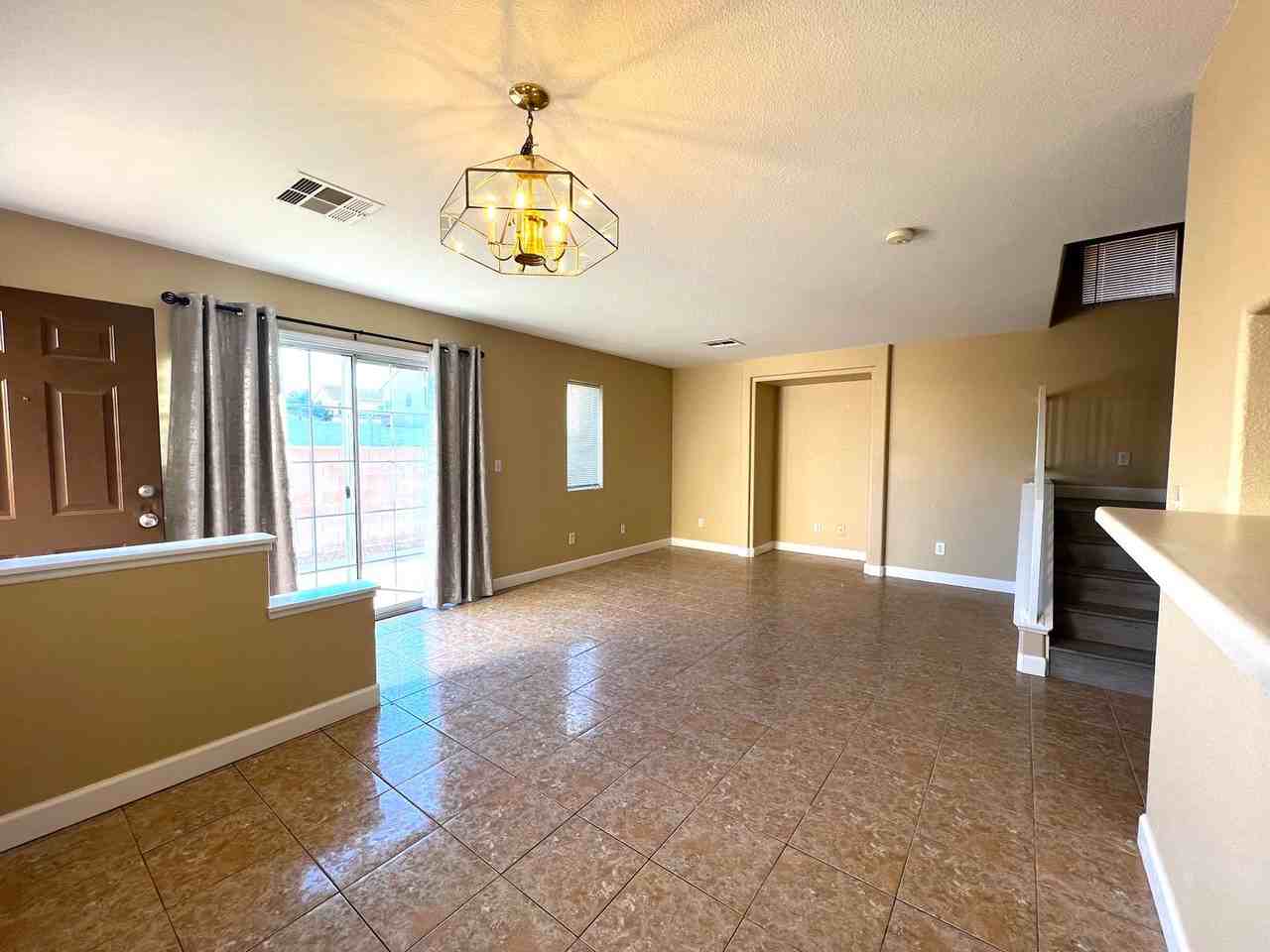 5555 Leaning Oak Ave - Photo 2 of 26