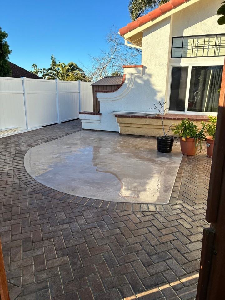 742 Poinsettia Park S - Photo 6 of 13