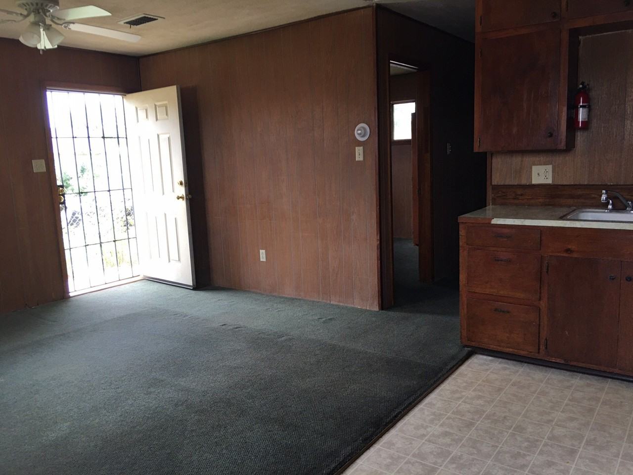 414 Hickory St #414 - Photo 2 of 8