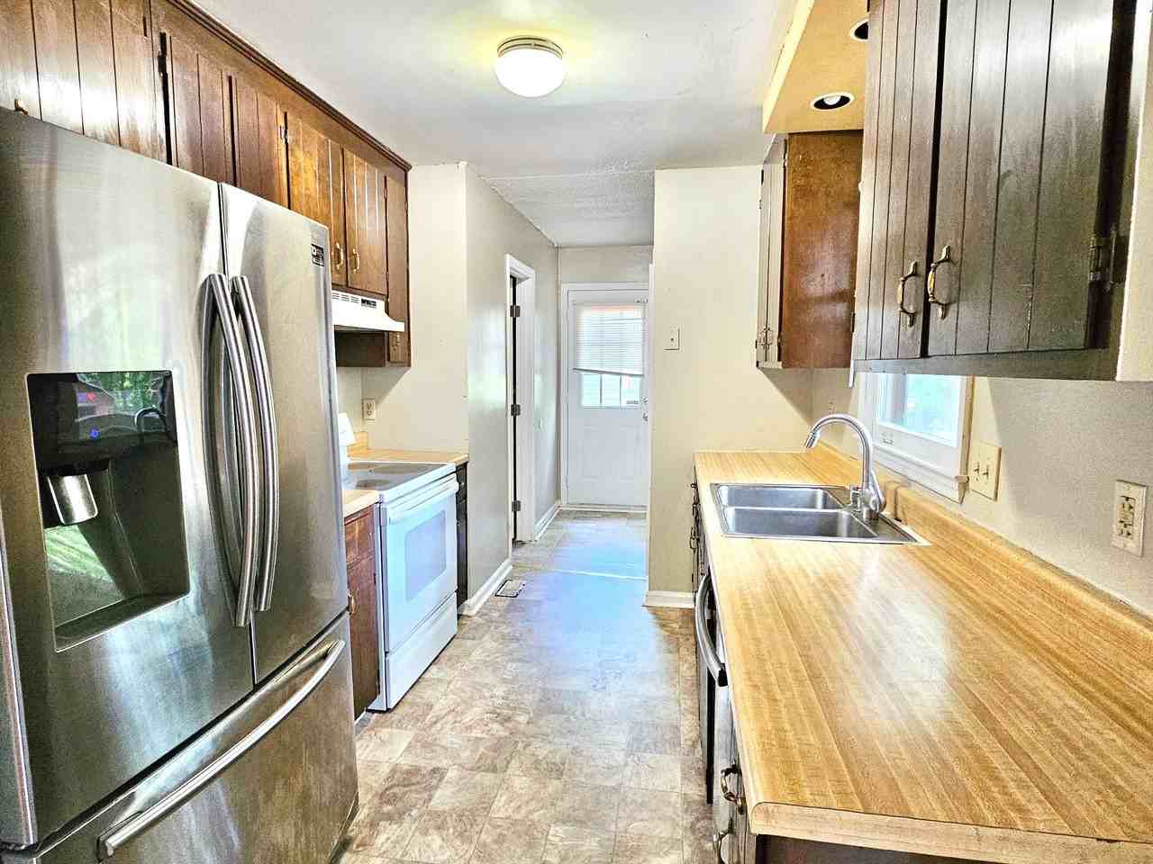 2503 Harley Dr - Photo 5 of 10