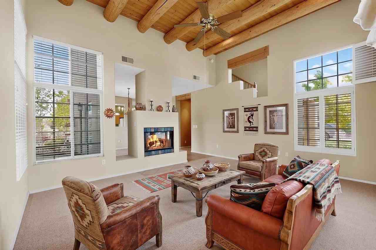 4401 Autumn Leaf Ln - Photo 2 of 20