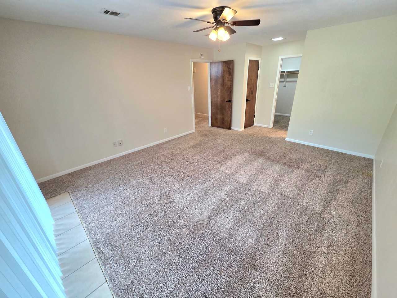 2702 Apple Creek Cir - Photo 6 of 20