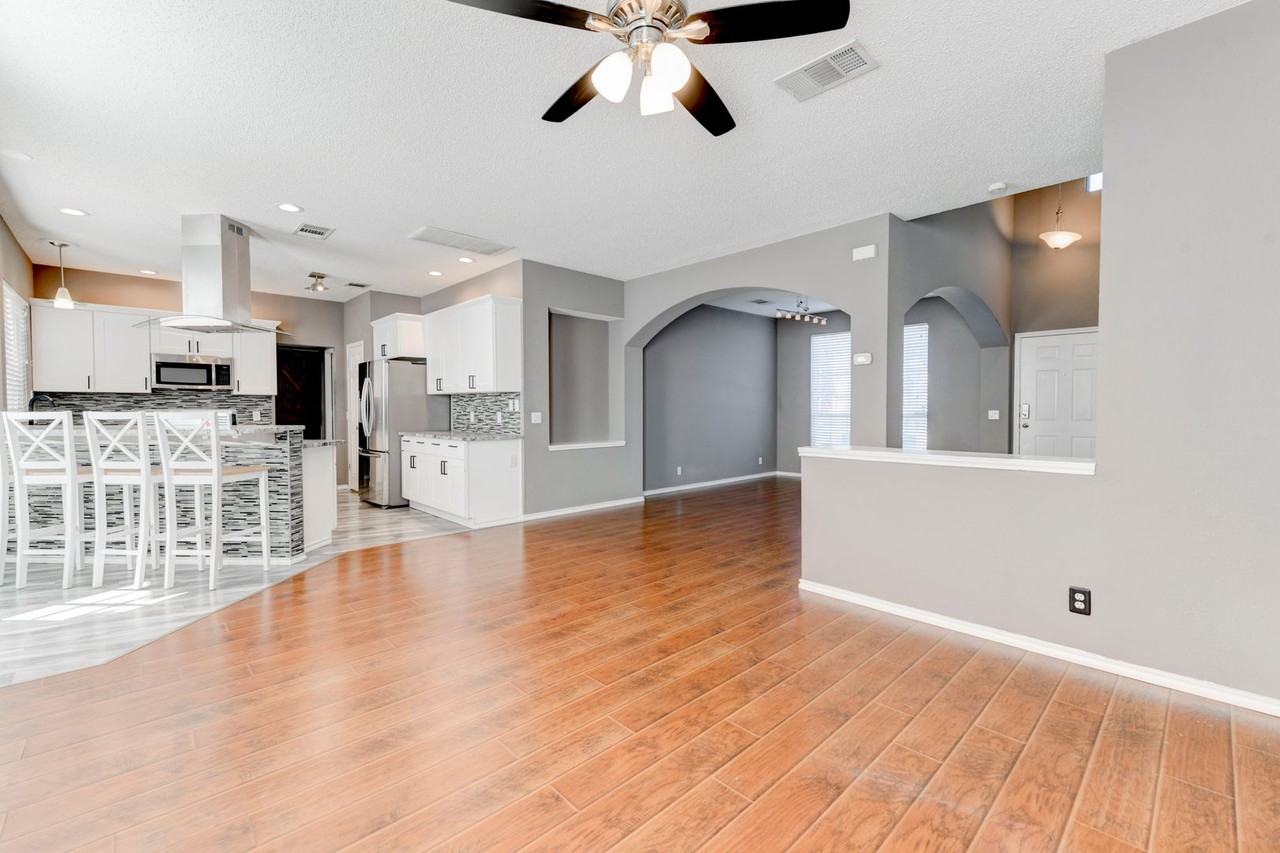 16913 Langland Rd - Photo 6 of 20