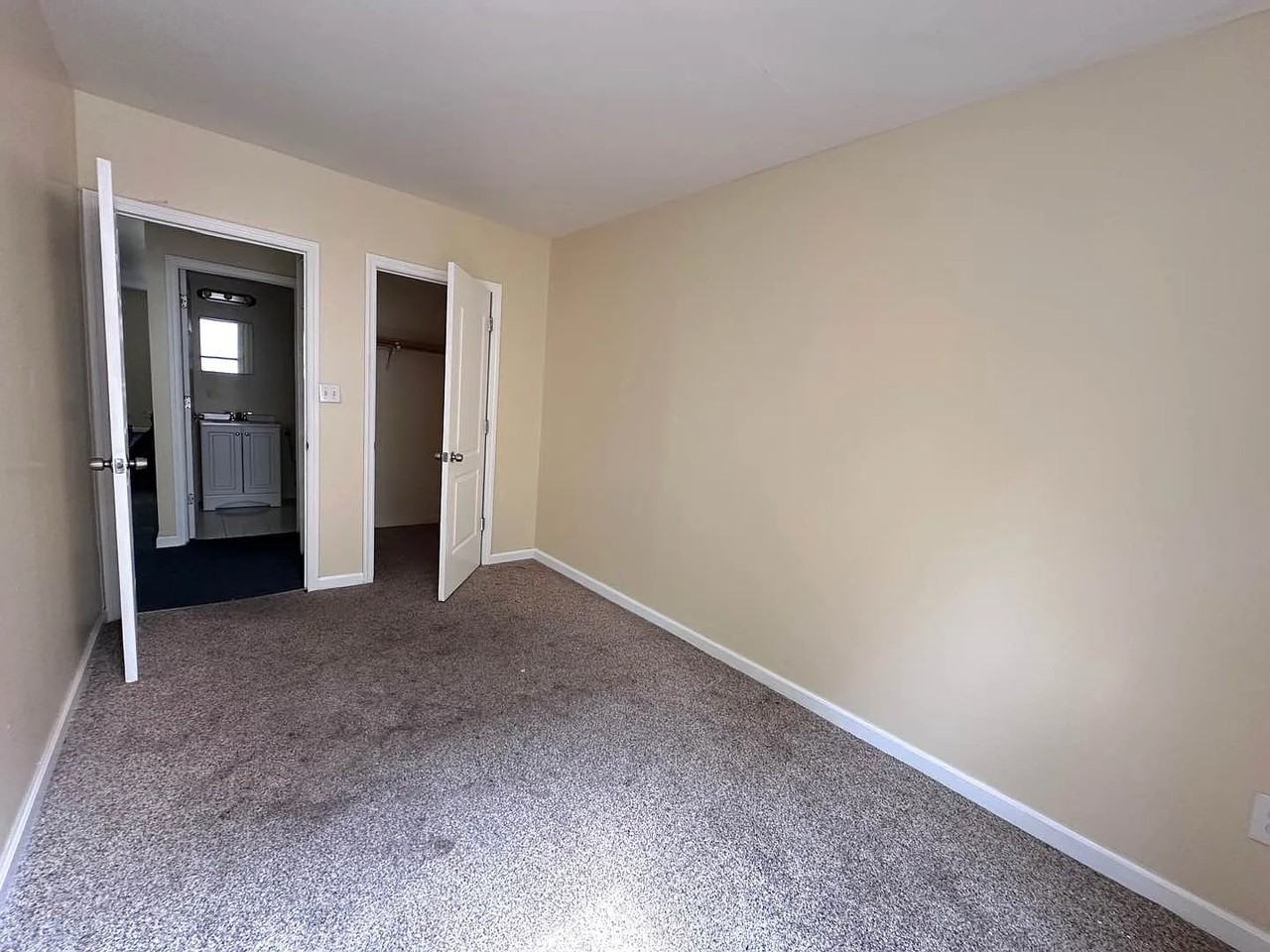 2000 Mapes Ave #2 - Photo 2 of 9