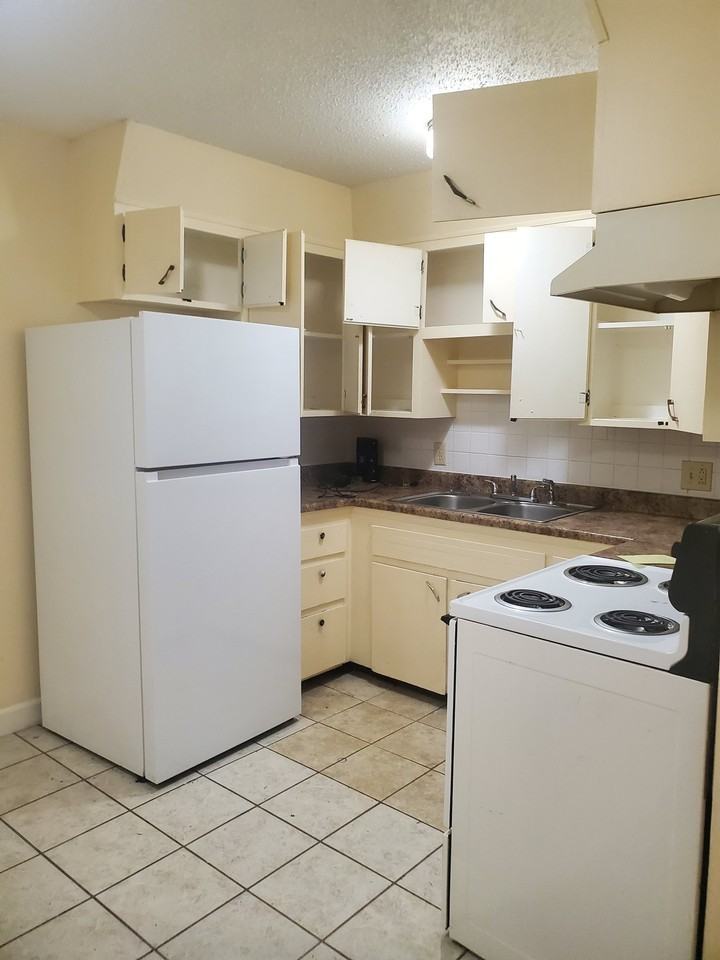 1750 E Cherry St #1722 - Photo 4 of 9