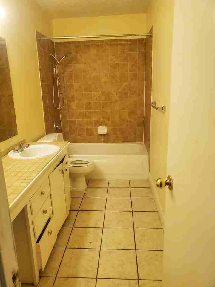1750 E Cherry St #1722 - Photo 5 of 9