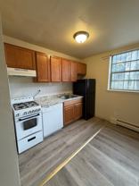 76 E Park St #8 - Photo 1 of 1