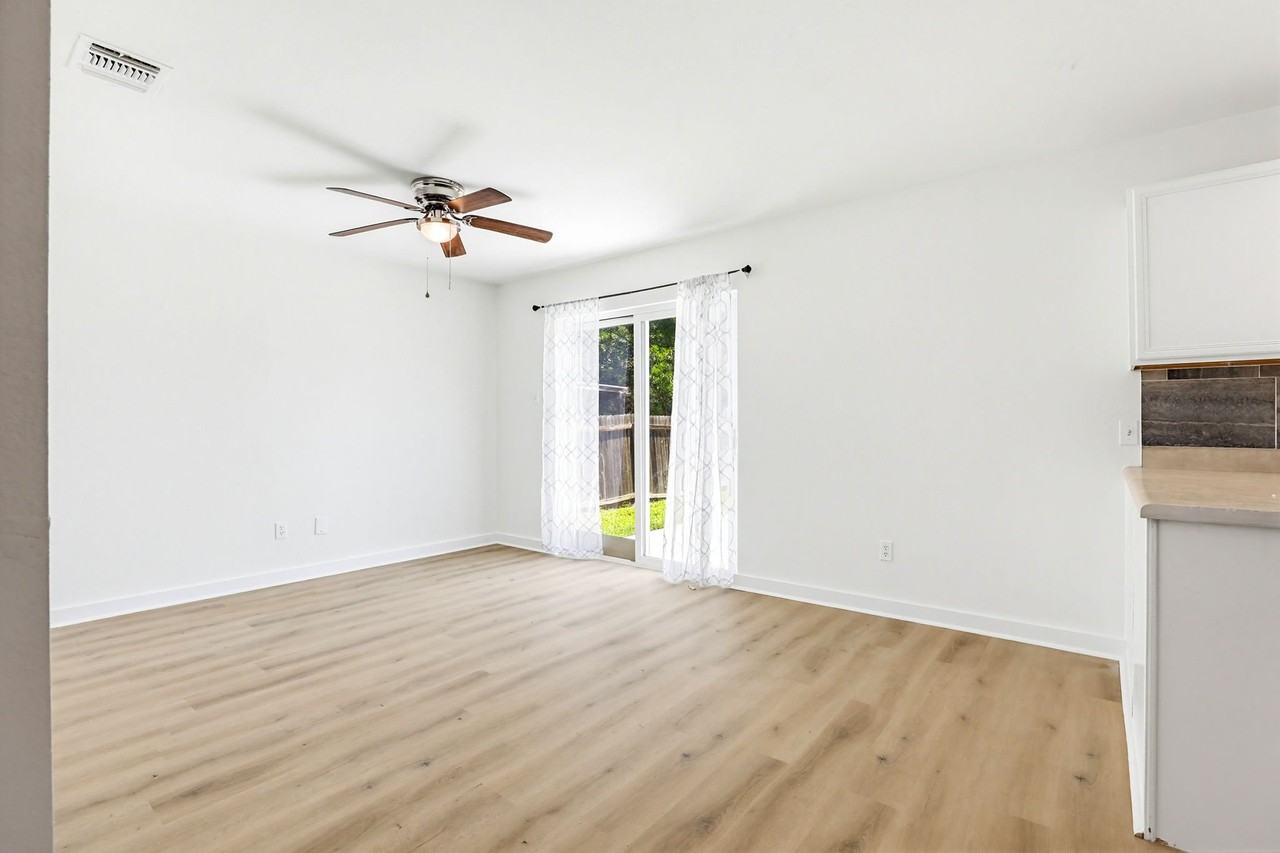 9616 Kennebec Way - Photo 4 of 20
