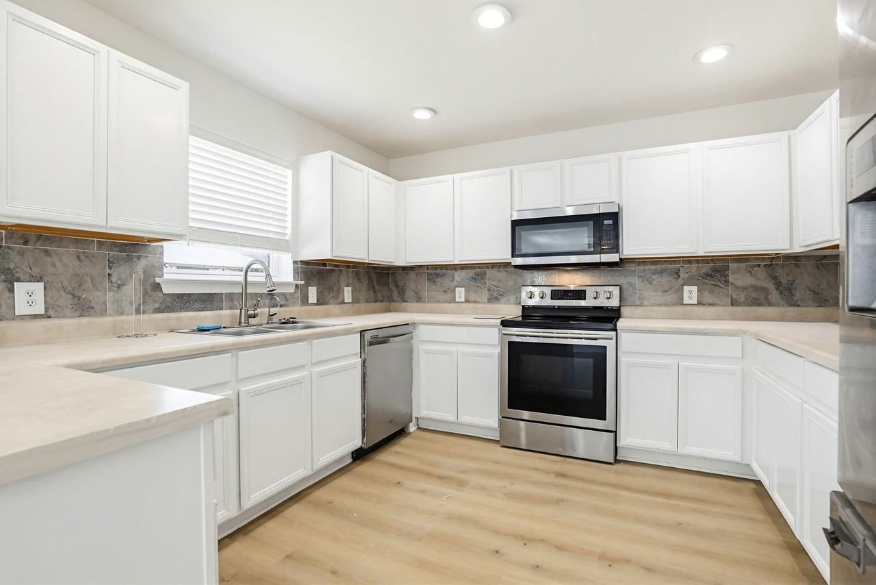 9616 Kennebec Way - Photo 6 of 20