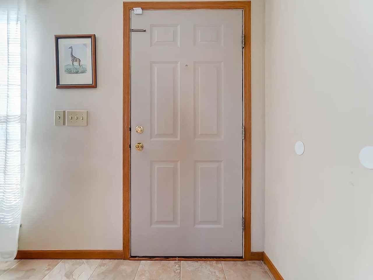 4056 Brookrun Dr - Photo 2 of 14
