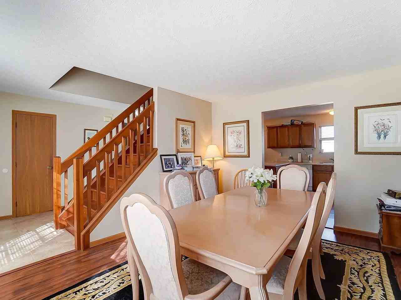 4056 Brookrun Dr - Photo 3 of 14