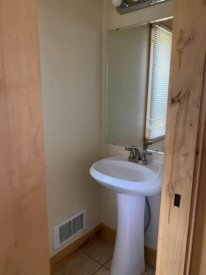 823 Eagles Rest Dr - Photo 6 of 23