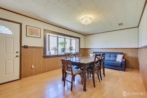 9 Haines Ave - Photo 4 of 16