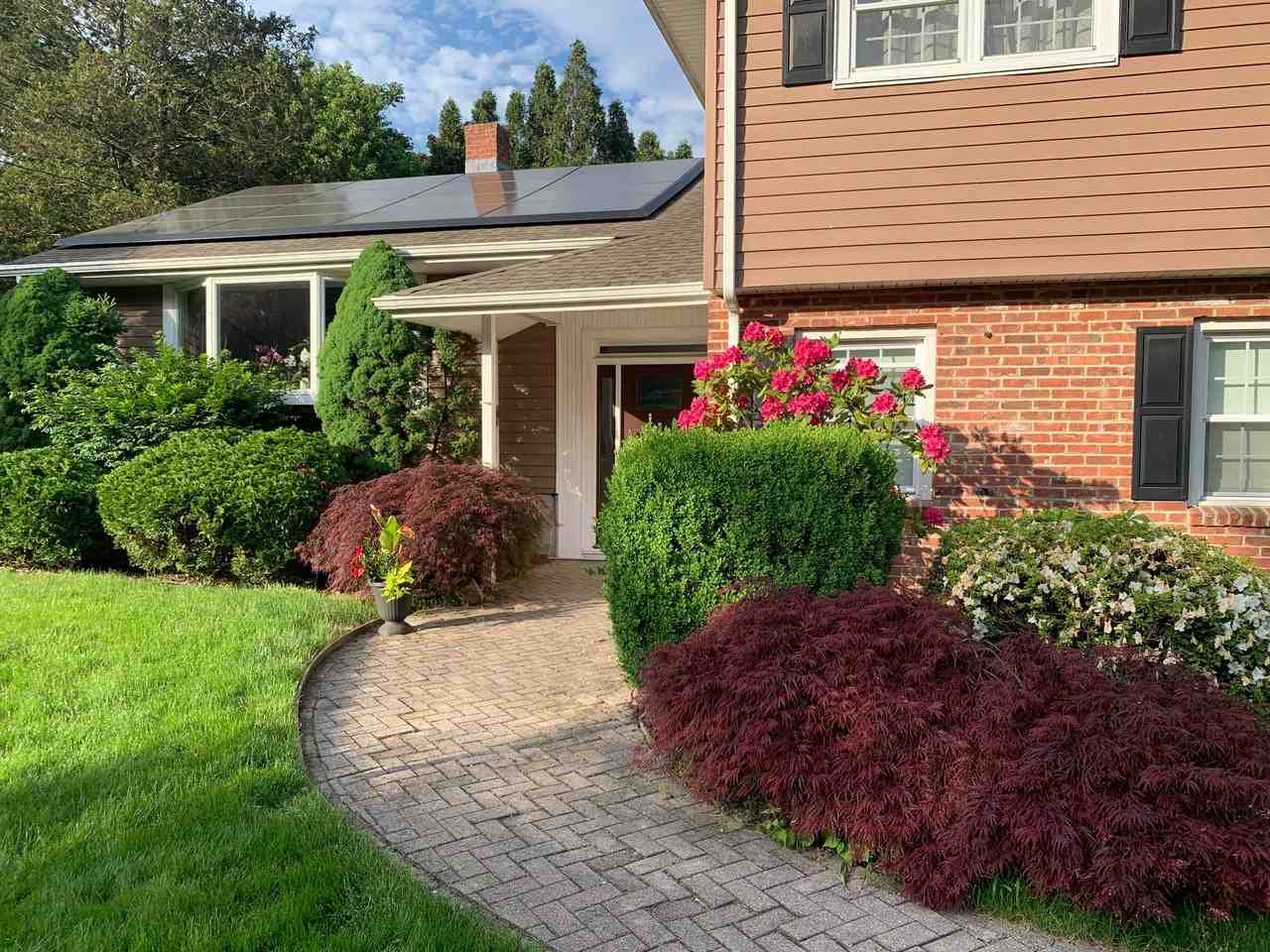 116 Beechwood Ln - Photo 2 of 20
