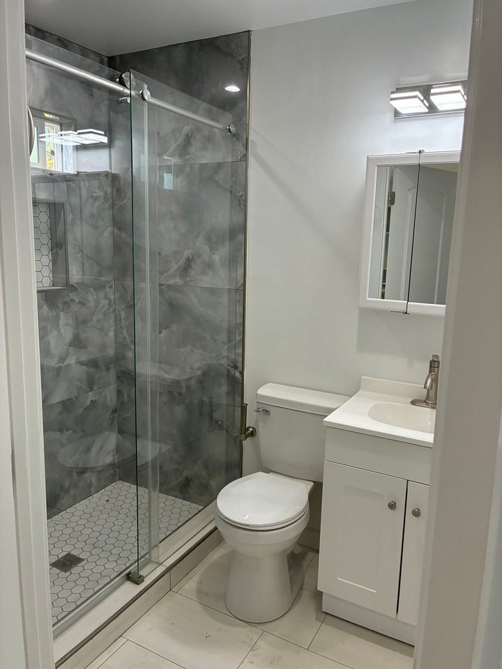 11717 Shoshone Ave - Photo 3 of 17