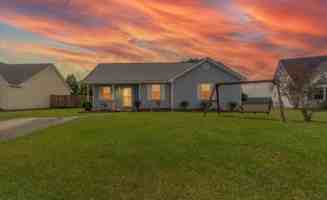 featured image of 303 Cardinal Way