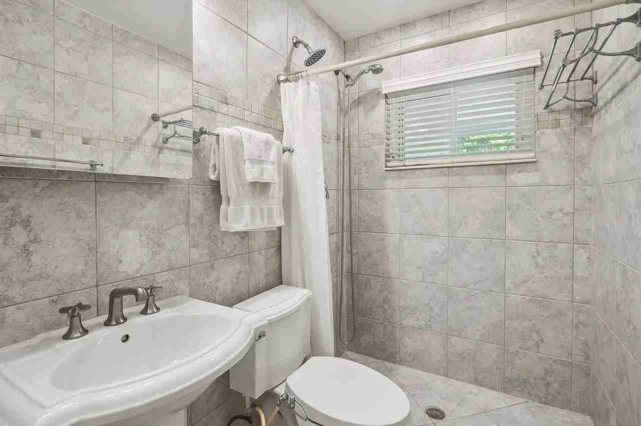 853 Nestreet - Photo 7 of 20