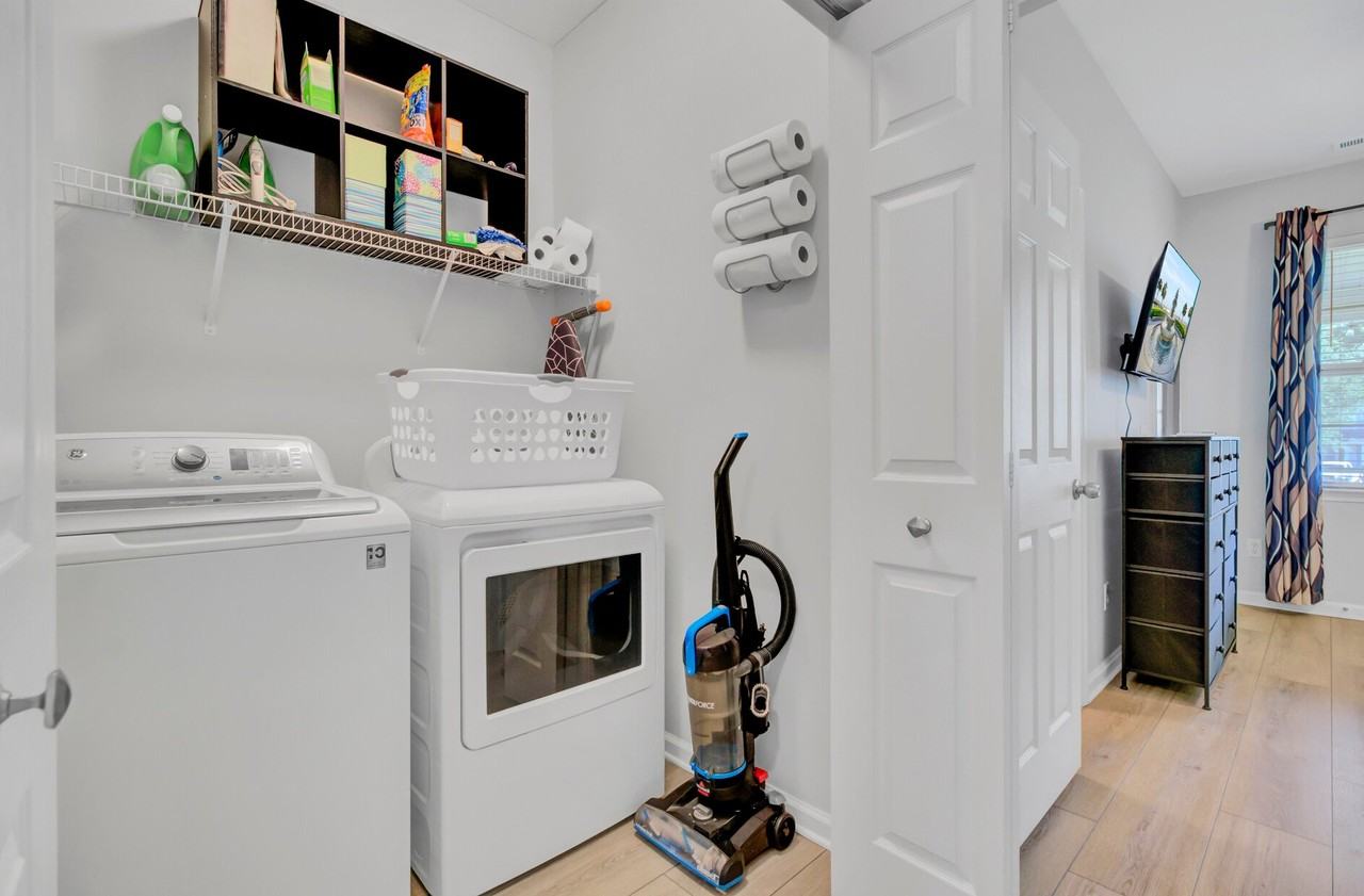 132 Woodward Rd - Photo 6 of 17
