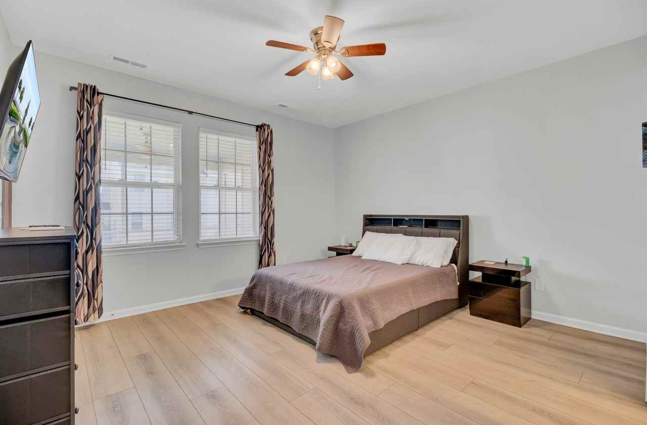 132 Woodward Rd - Photo 7 of 17