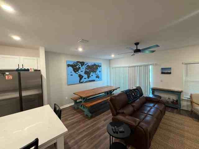 10708 Ironwood Tree Way - Photo 2 of 10