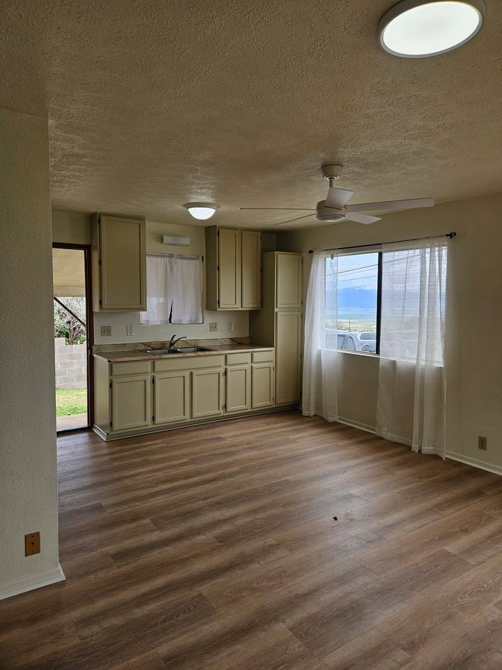133 Hanalani St - Photo 2 of 8