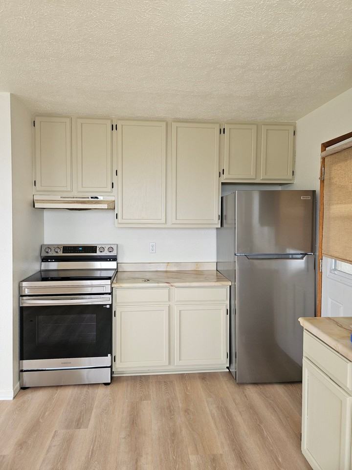 133 Hanalani St - Photo 6 of 8