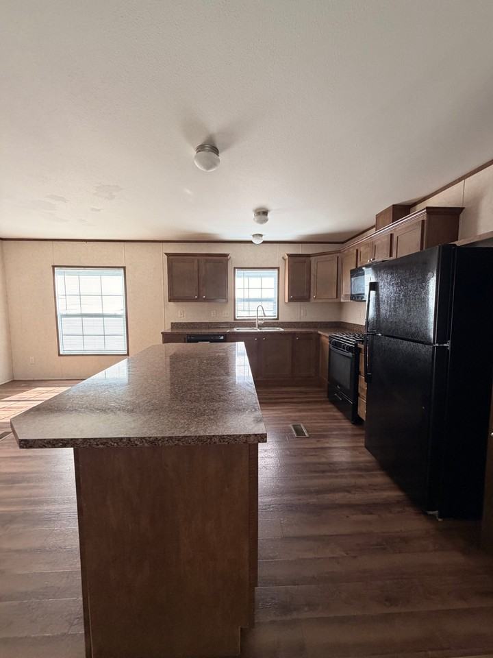 87 Dunlap Cir #87 - Photo 2 of 8