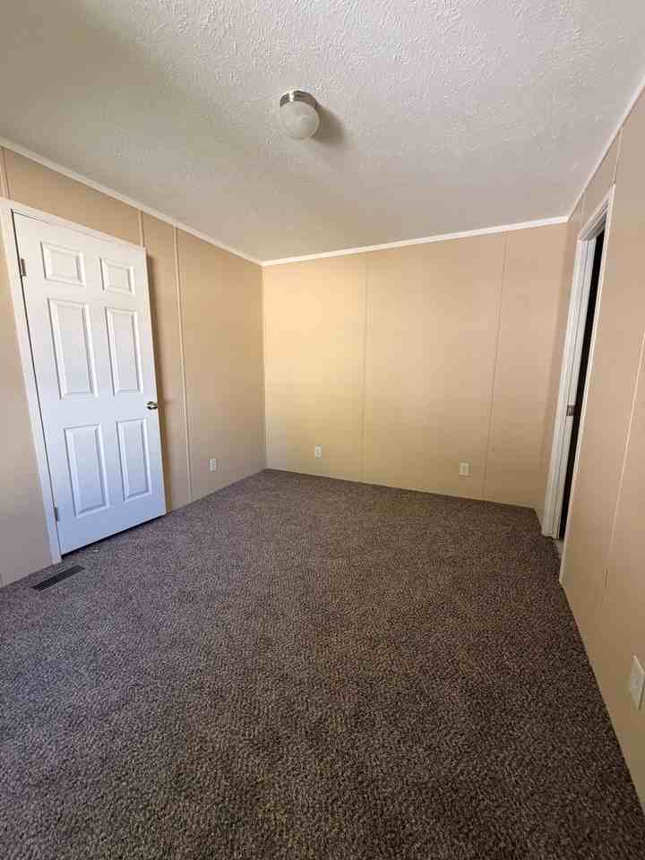 128 Hosner Dr #128 - Photo 3 of 7