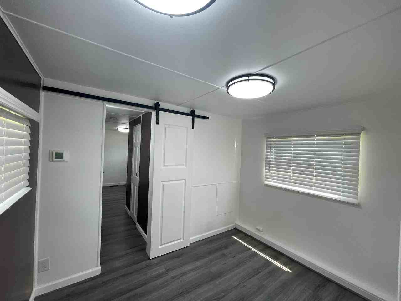 1001 Olive St - Photo 6 of 18