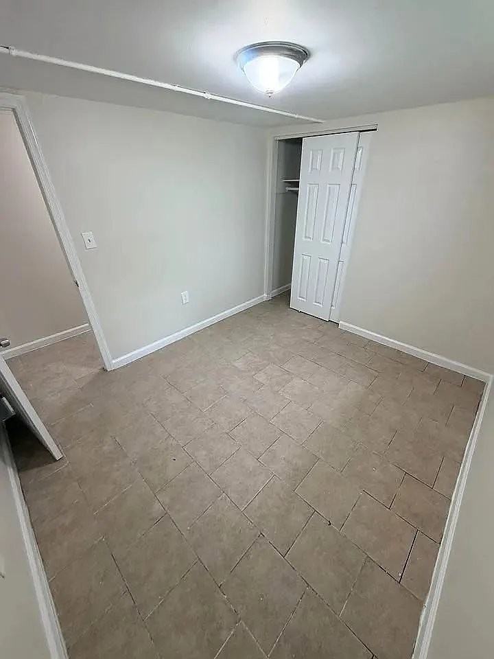 179 Ellis Ave #177G1 - Photo 3 of 6