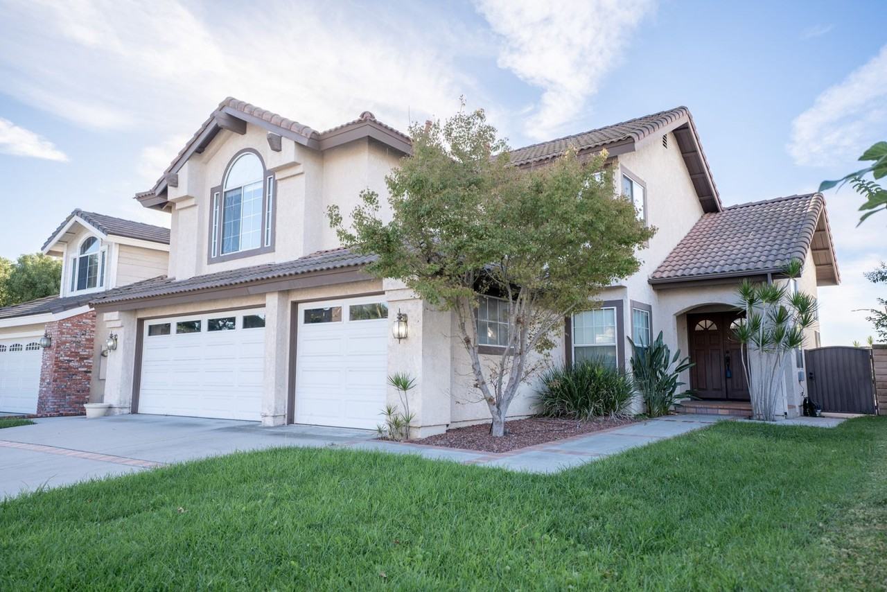 17410 Majestic Cypress Way - Photo 2 of 35