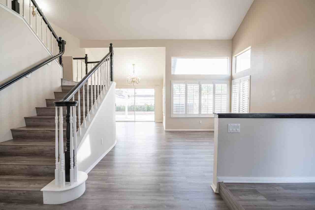 17410 Majestic Cypress Way - Photo 5 of 35